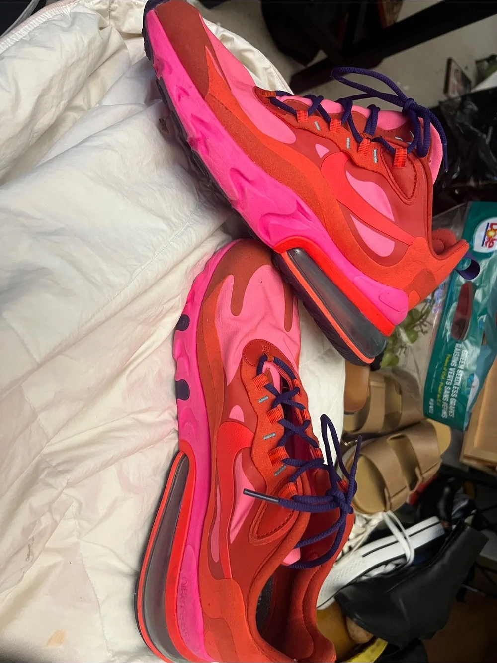 Nike Men's Pink and Red Athletic Sneakers